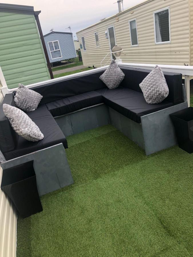I & K Static Caravan Hire Sited On Winkups Towyn North Wales With Free Wi-Fi And Netflix Kinmel Bay Kültér fotó