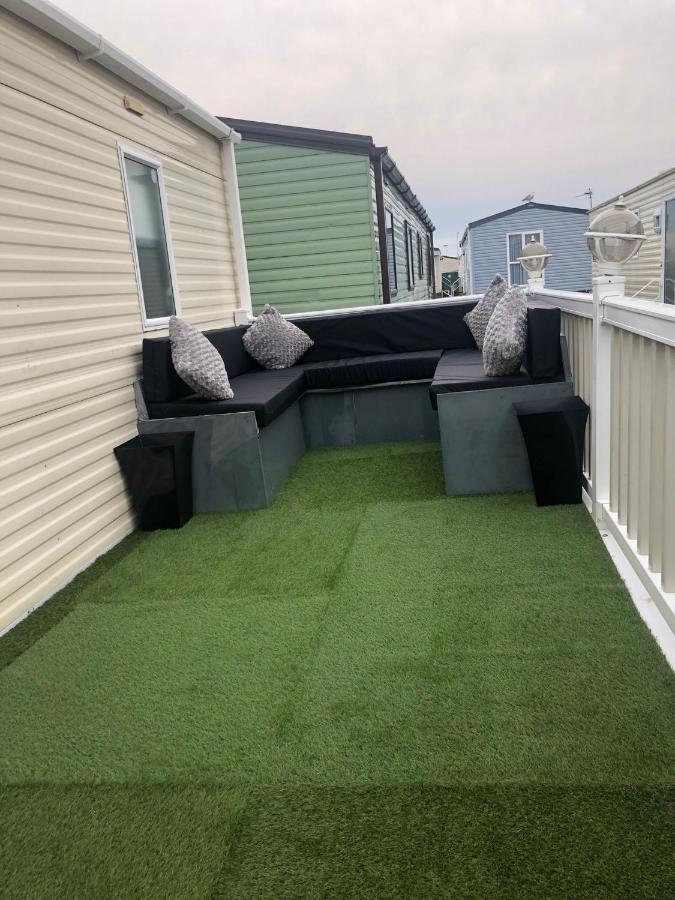 I & K Static Caravan Hire Sited On Winkups Towyn North Wales With Free Wi-Fi And Netflix Kinmel Bay Kültér fotó
