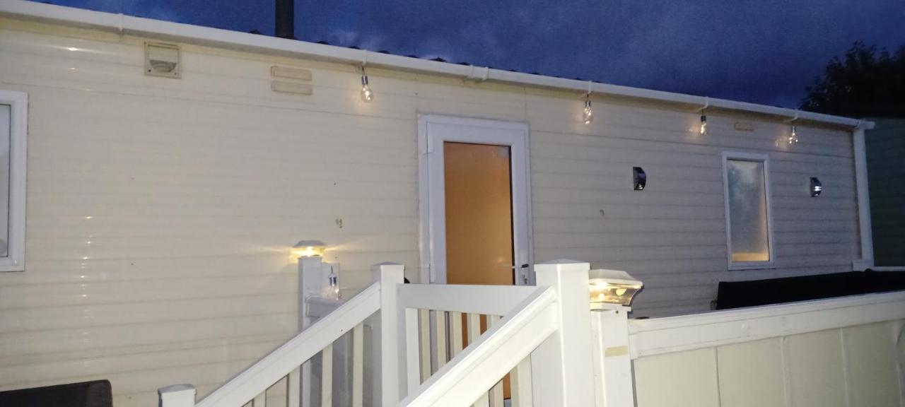 I & K Static Caravan Hire Sited On Winkups Towyn North Wales With Free Wi-Fi And Netflix Kinmel Bay Kültér fotó