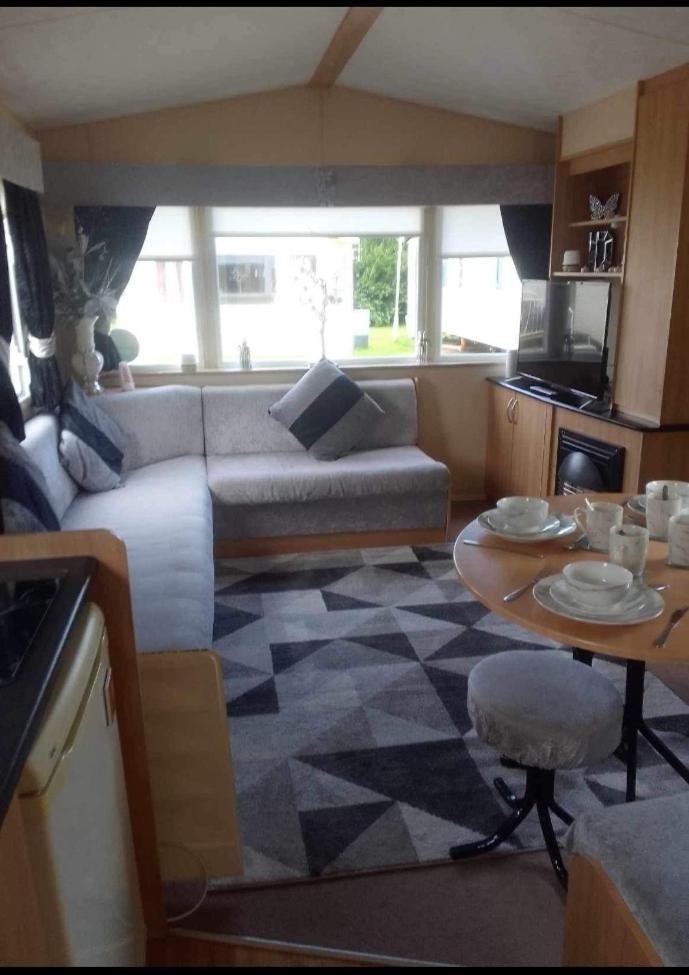 I & K Static Caravan Hire Sited On Winkups Towyn North Wales With Free Wi-Fi And Netflix Kinmel Bay Kültér fotó